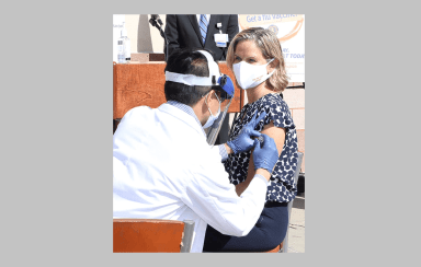 Campaña de lucha contra el 'flu' llama a todos a vacunarse en Nassau
