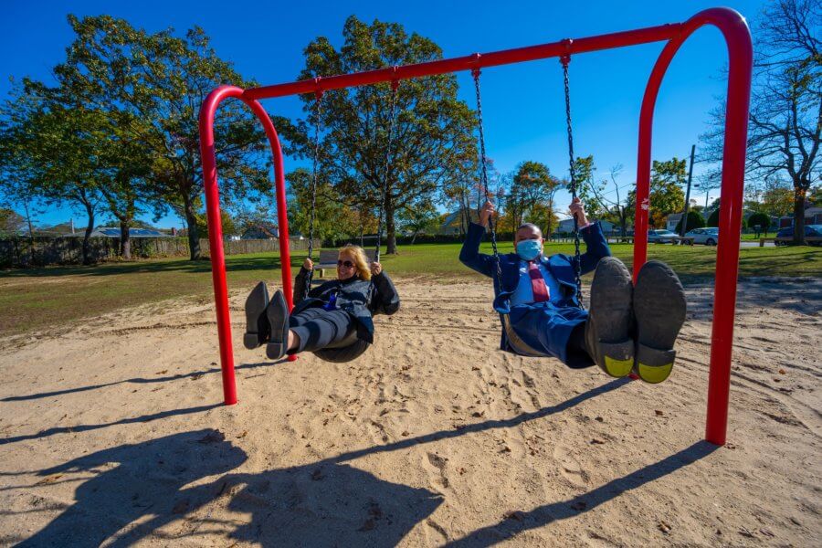 Anuncian modernización del playground en Vazquez Park de Brentwood Noticia NY