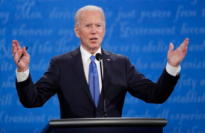 Biden ve "criminal" la separación de familias migrantes y Trump la defiende