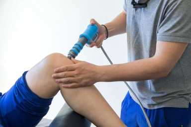 Resolver el dolor crónico con láseres, ondas de choque y nitrógeno