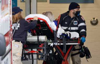 EEUU sufre 3.725 muertes en un día, nuevo récord fatídico por COVID-19