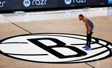 Kevin Durant será baja una semana por cuarentena tras exponerse al COVID-19