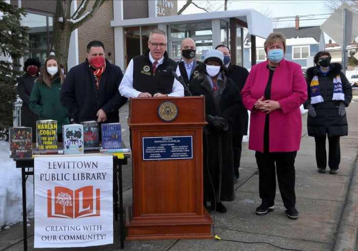 Otorgan $340 mil para apoyar a bibliotecas de Hempstead durante la pandemia