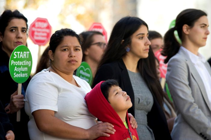 ¿Qué inmigrantes serían más favorecidos con la reforma migratoria de Biden?