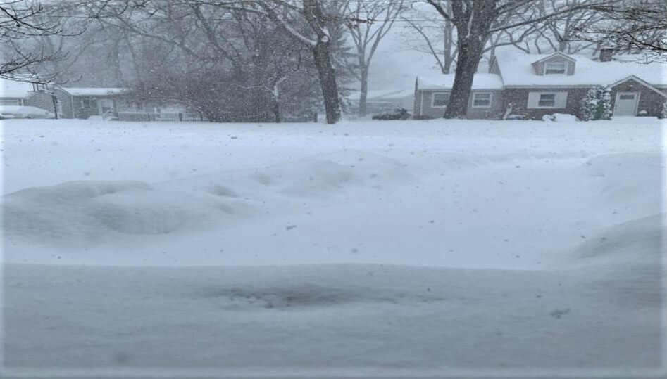 Tormenta invernal Nor’easter arroja más de 1 pie de nieve en Long Island