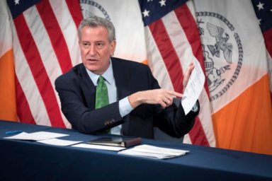 ¿Cuándo reabrirán las escuelas secundarias de la ciudad de Nueva York? De Blasio dice que tomará una decisión en «unas pocas semanas»