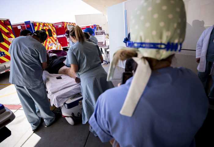 Extienden beneficios para familias de trabajadores municipales de 1ra. línea muertos por el Covid