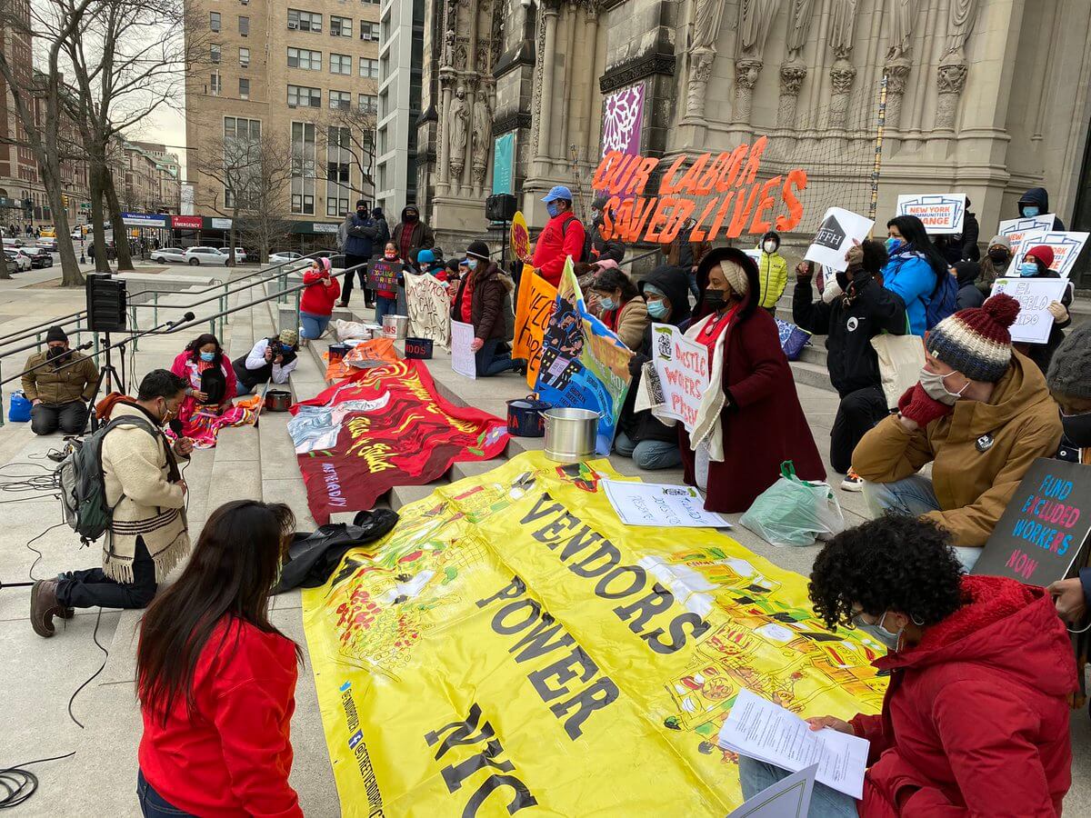 “Necesitamos ayuda ¡Ahora!”: Trabajadores excluidos lanzan huelga de hambre para exigir alivio económico