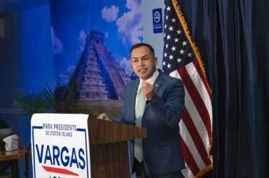 #Vote4Vargas: Primer abogado indocumentado lanza campaña para presidente de Staten Island
