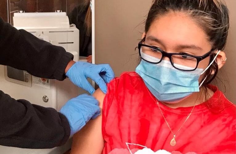 Campaña en NY alienta a los mayores de 16 años a vacunarse contra el Coronavirus