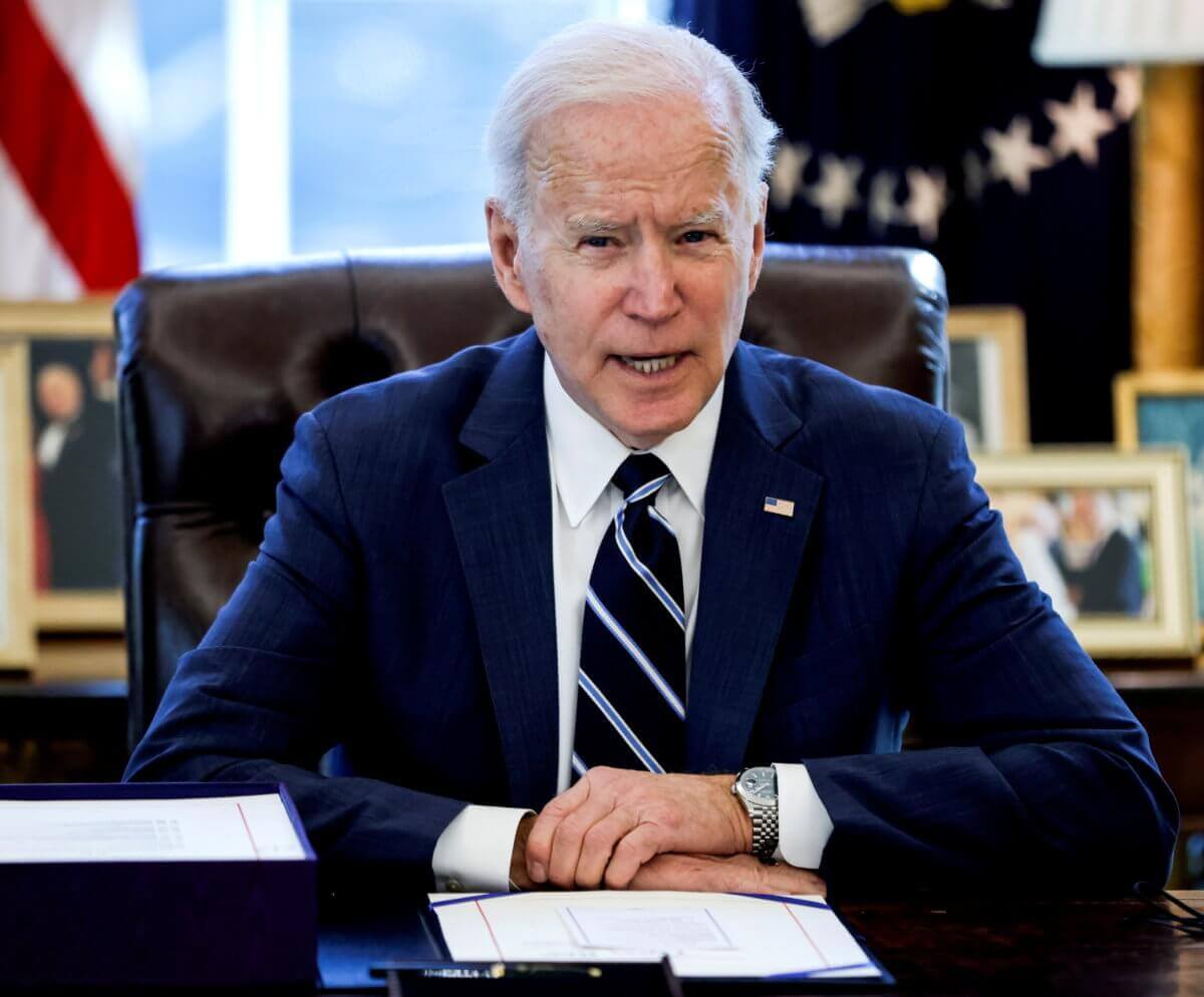 Biden anuncia que familias con niños recibirán pago de estímulo mensual a partir de julio