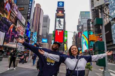 A medida que Times Square reabre, también lo hace el resto de la ciudad de Nueva York