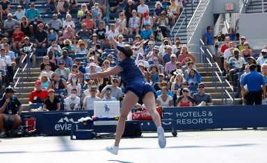 Aficionados vuelven al US Open en medio de la pandemia y la variante delta