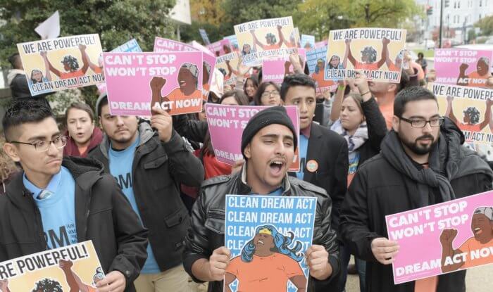 Caucus del estado de Nueva York exige legalizar a 'Dreamers', 'Tepesianos' y trabajadores esenciales