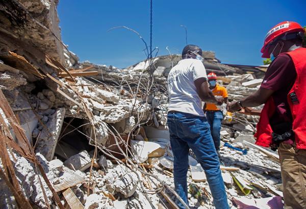 EE.UU. se une a esfuerzos de rescate en Haití por sismo