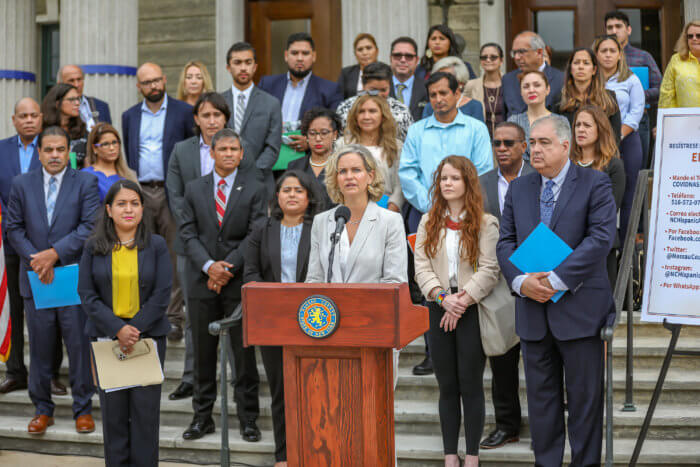 Gobierno del condado de Nassau celebra el Mes de la Herencia Hispana