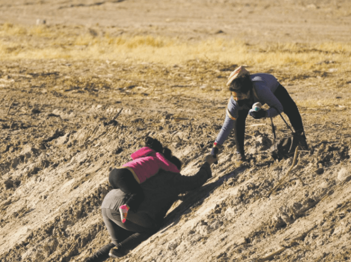 ¡ Desierto infernal ! Inmigrante sobrevive a 7 días de cruce fronterizo