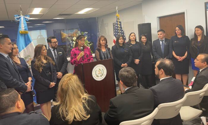 Consulado de Guatemala abre servicios en Riverhead, NY
