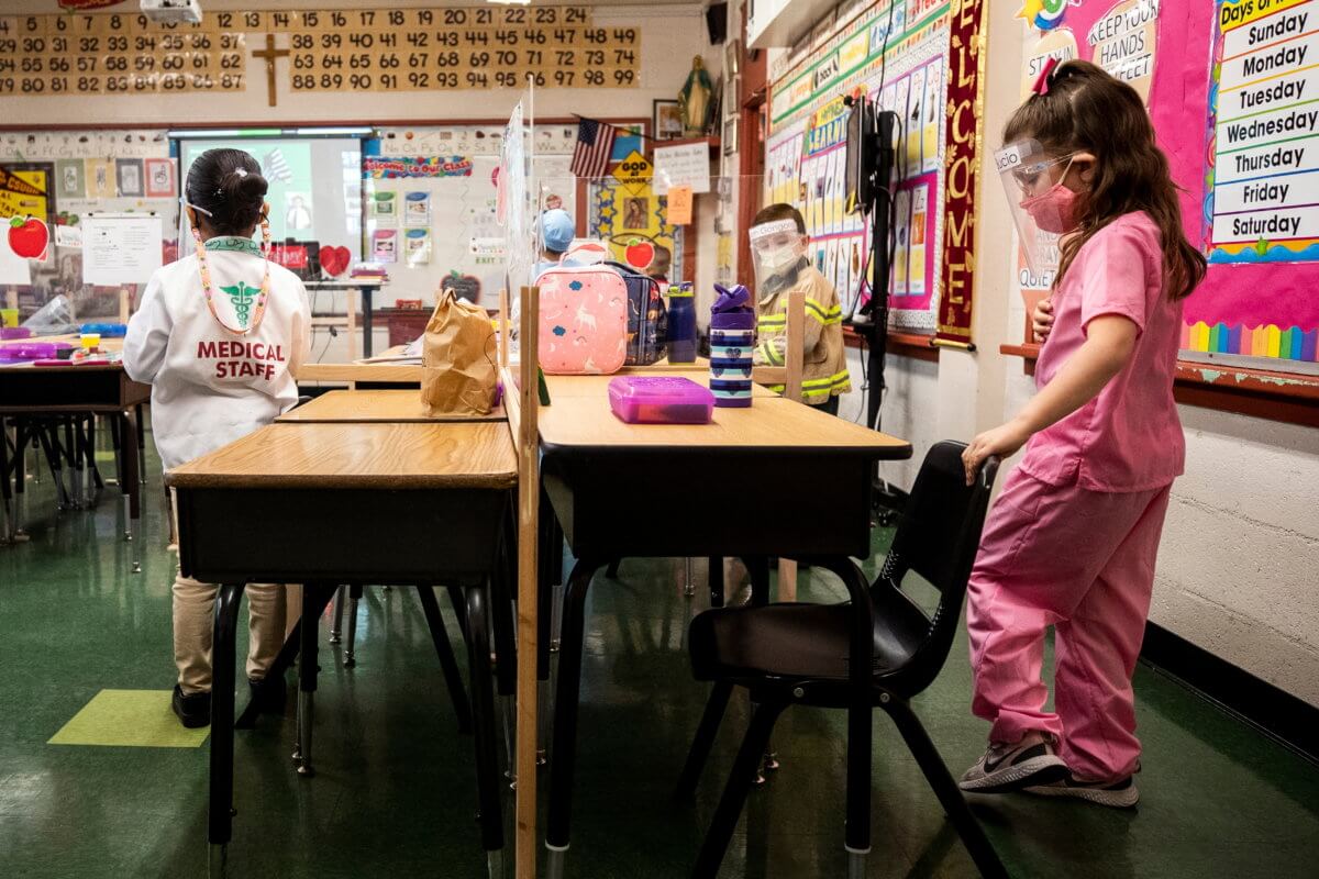 Nueva York comienza la semana próxima a vacunar niños de 5 a 11 en escuelas