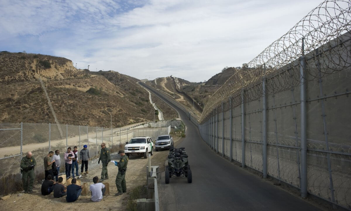 Tres intentos para cruzar ... La odisea de 'catracho' indocumentado rumbo a EEUU