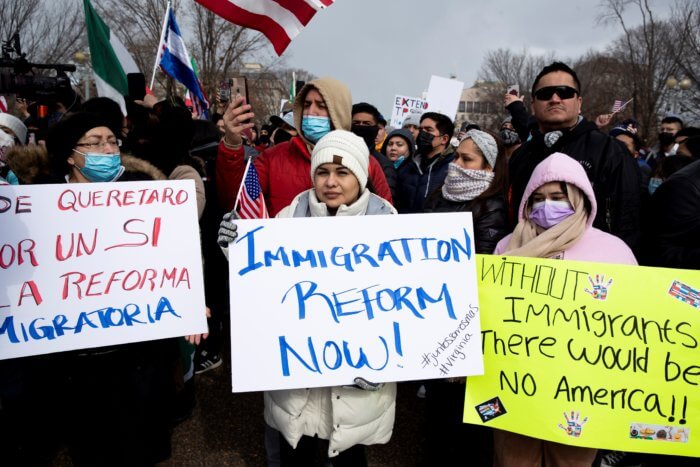'Un Día Sin Inmigrantes' le recuerda a Biden la urgencia de una reforma