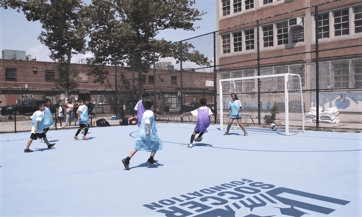 Se juega la 'NYCSI Community Cup' en minicanchas neoyorquinas