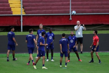 EEUU y Ecuador prepararán el Mundial en España