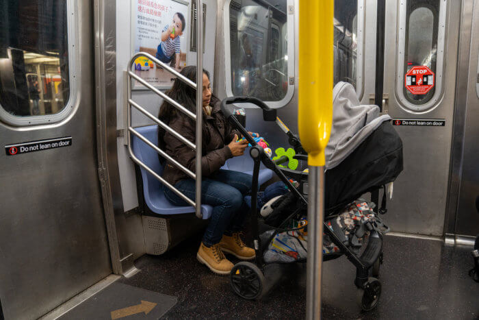 Los venezolanos arrancan una nueva vida desde los albergues de Nueva York