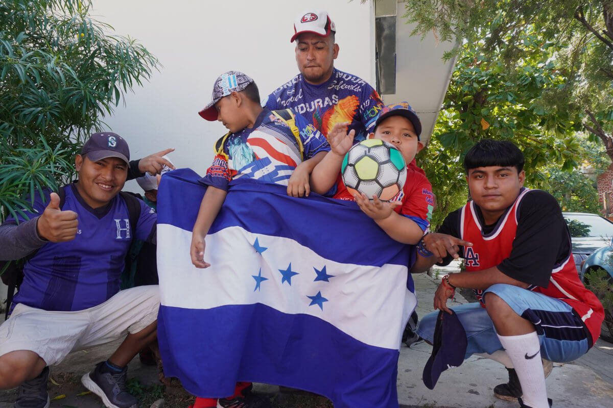 Fundación denuncia que el Estado de Honduras dejó sin DNI a inmigrantes