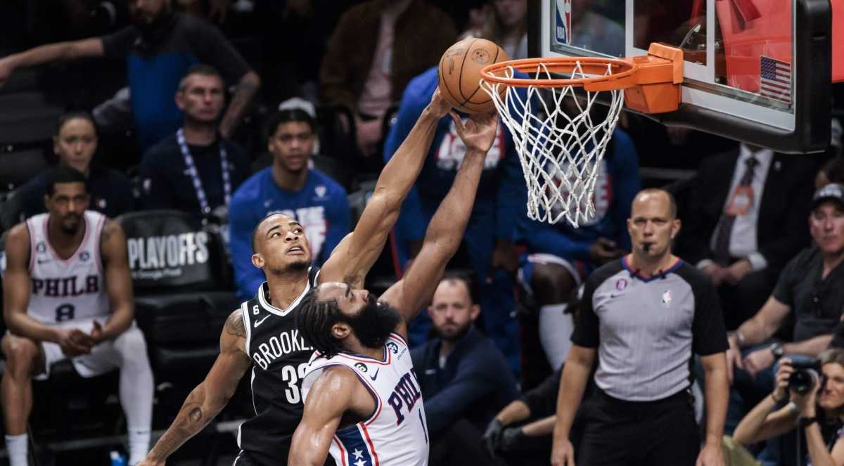 Brooklyn Nets barridos en playoffs de la NBA