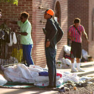 NYC demanda a 30 condados, incluido Suffolk, por querer prohibir reubicación de inmigrantes
