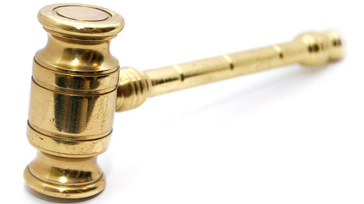 Legislación ayuda a encontrar justicia a condenados injustamente en NYS