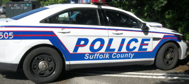 Policía de Suffolk arresta a conductor hispano que dejó herido a 6 personas