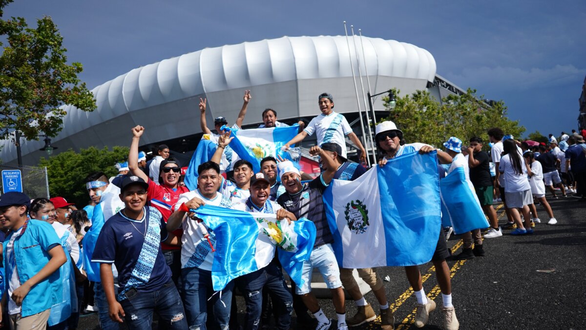 Copa Oro: Guatemala remonta, clasifica y festeja en NJ