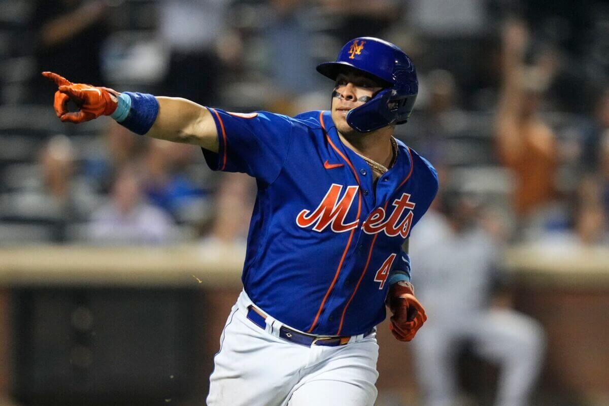 Francisco Álvarez, de NY Mets, nombrado Novato del Mes