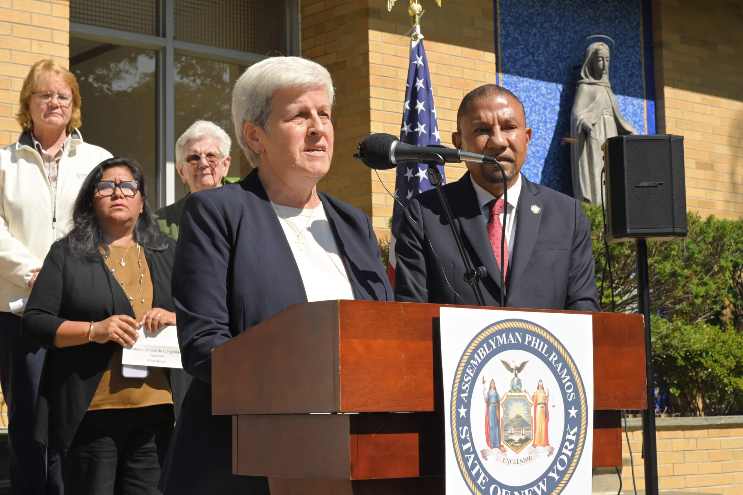 Vicepresidente Ramos y defensores apoyan a solicitantes de asilo en Nueva York y Long Island
