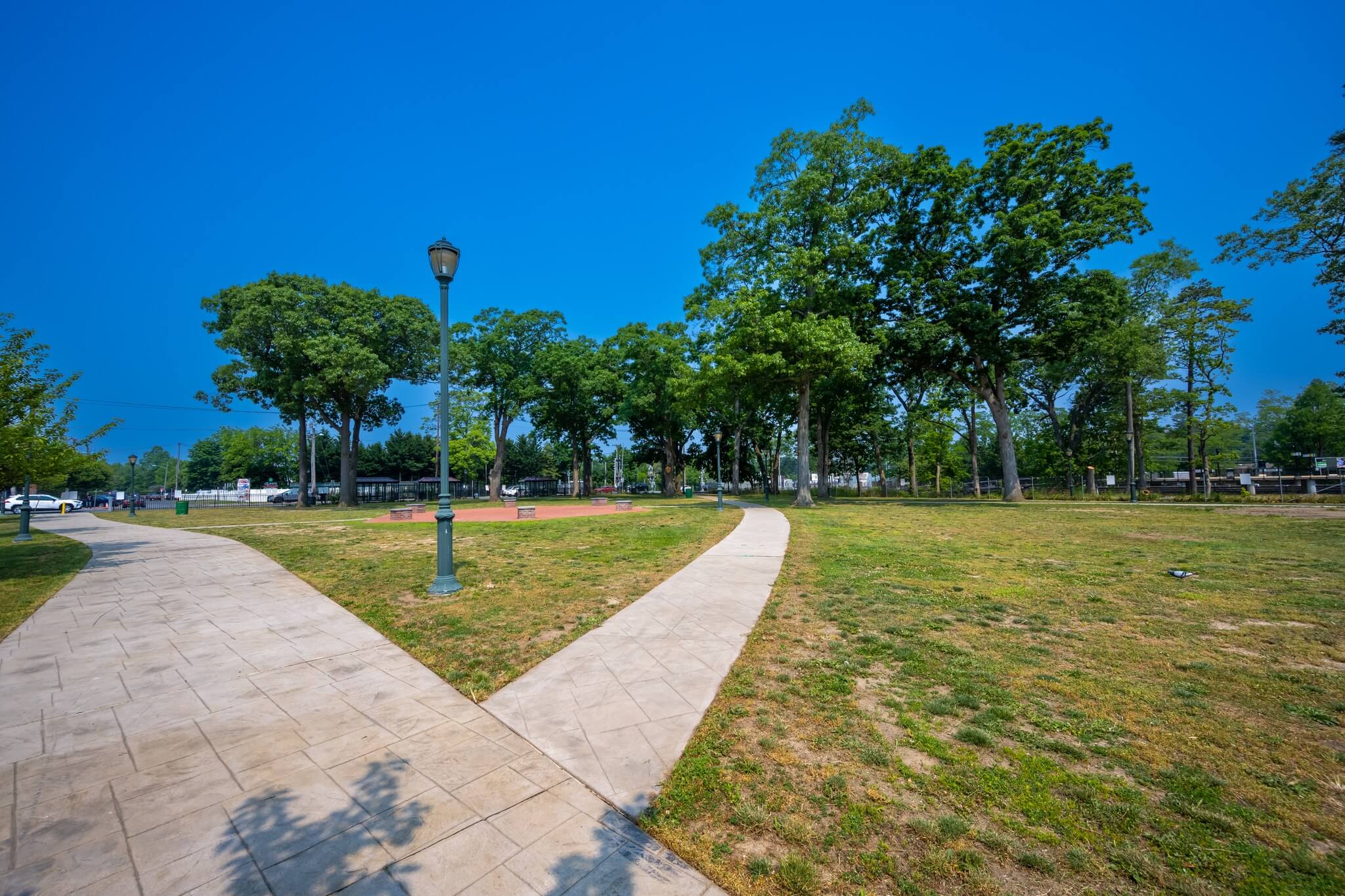 Supervisora Carpenter y vicepresidente Ramos ponen la primera piedra en Ross Park Playground