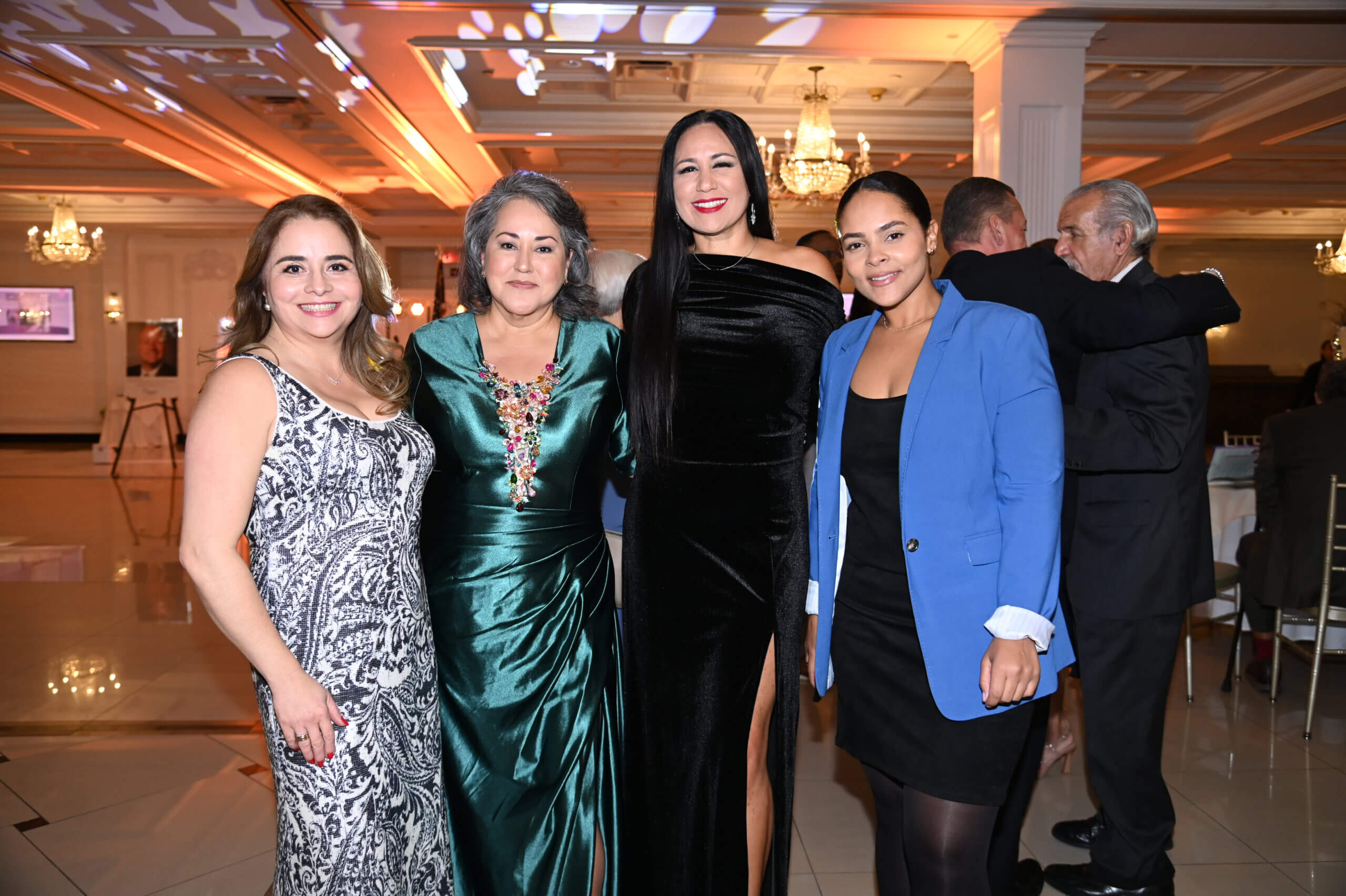 Celebran exitosa Gala del 54 aniversario de Pronto of Long Island