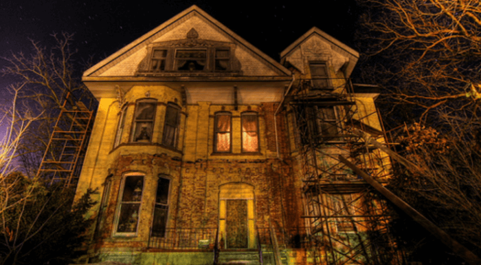 Vívelo LI : Casas embrujadas y atracciones de Halloween