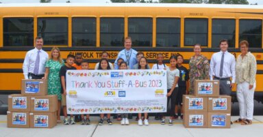 United Way of Long Island invierte en el éxito de los estudiantes