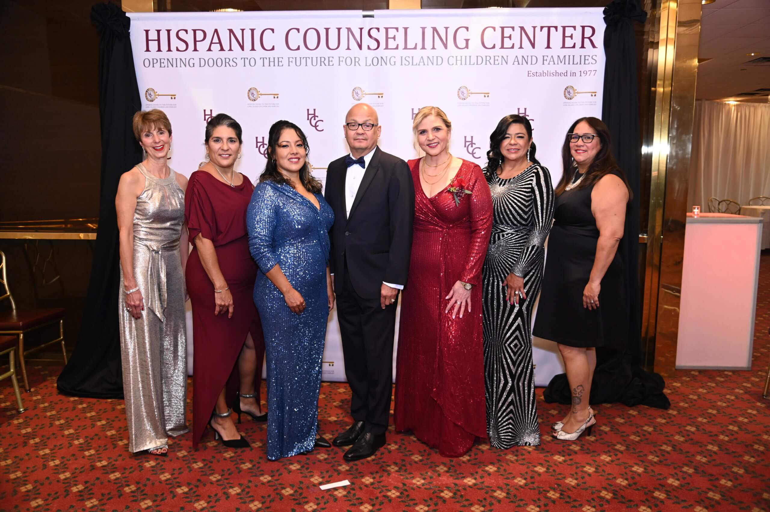 Hispanic Counseling Center celebra la Gala de su 46 aniversario transformando vidas