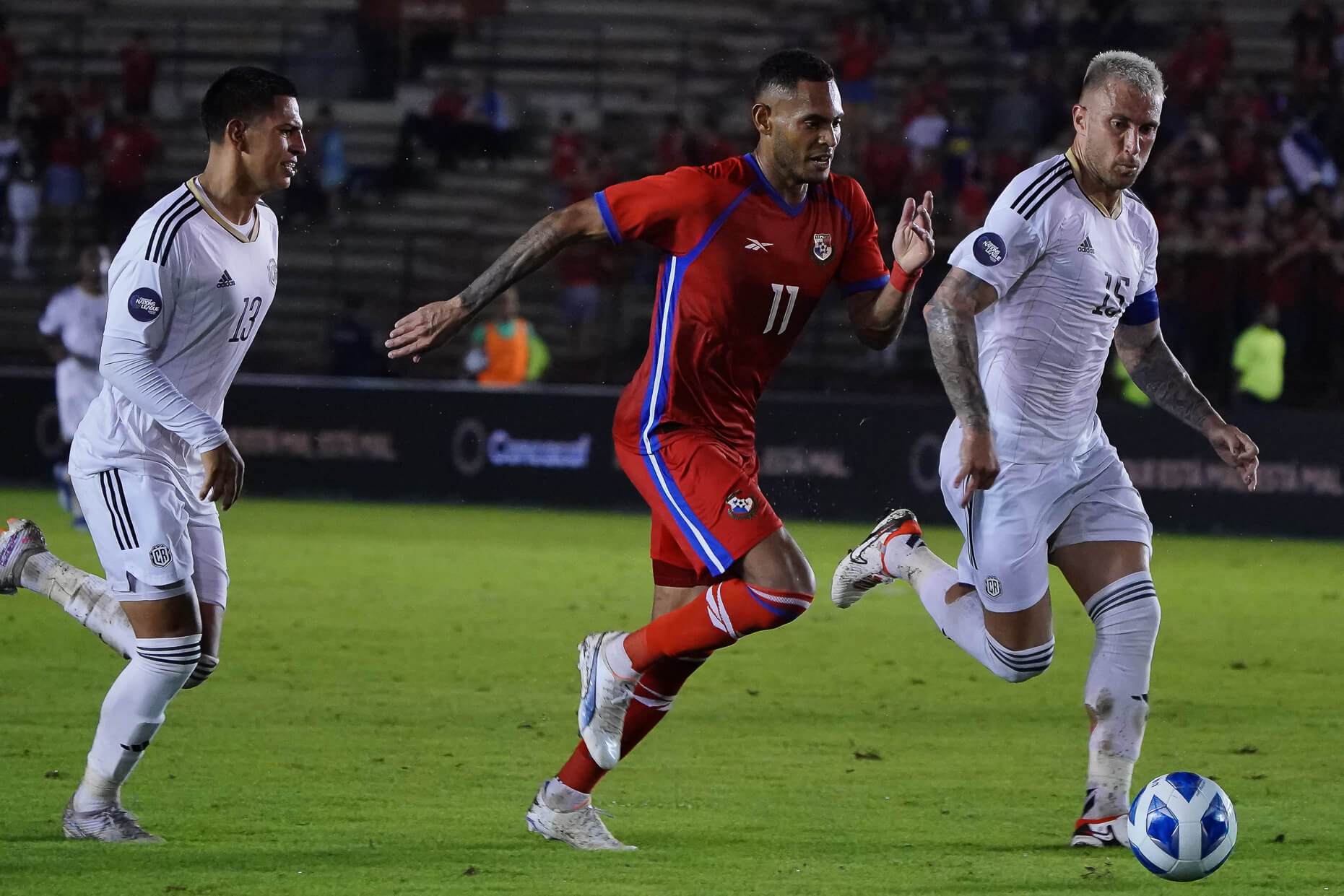 Panamá arrolla a Ticos y clasifica a Copa América