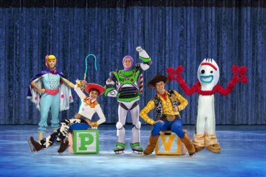 Disney On Ice presenta 'Magic in the Stars' en el UBS Arena