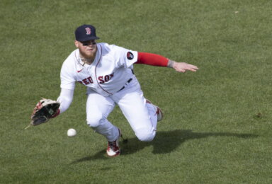 Los NY Yankees adquieren al mexicano Alex Verdugo