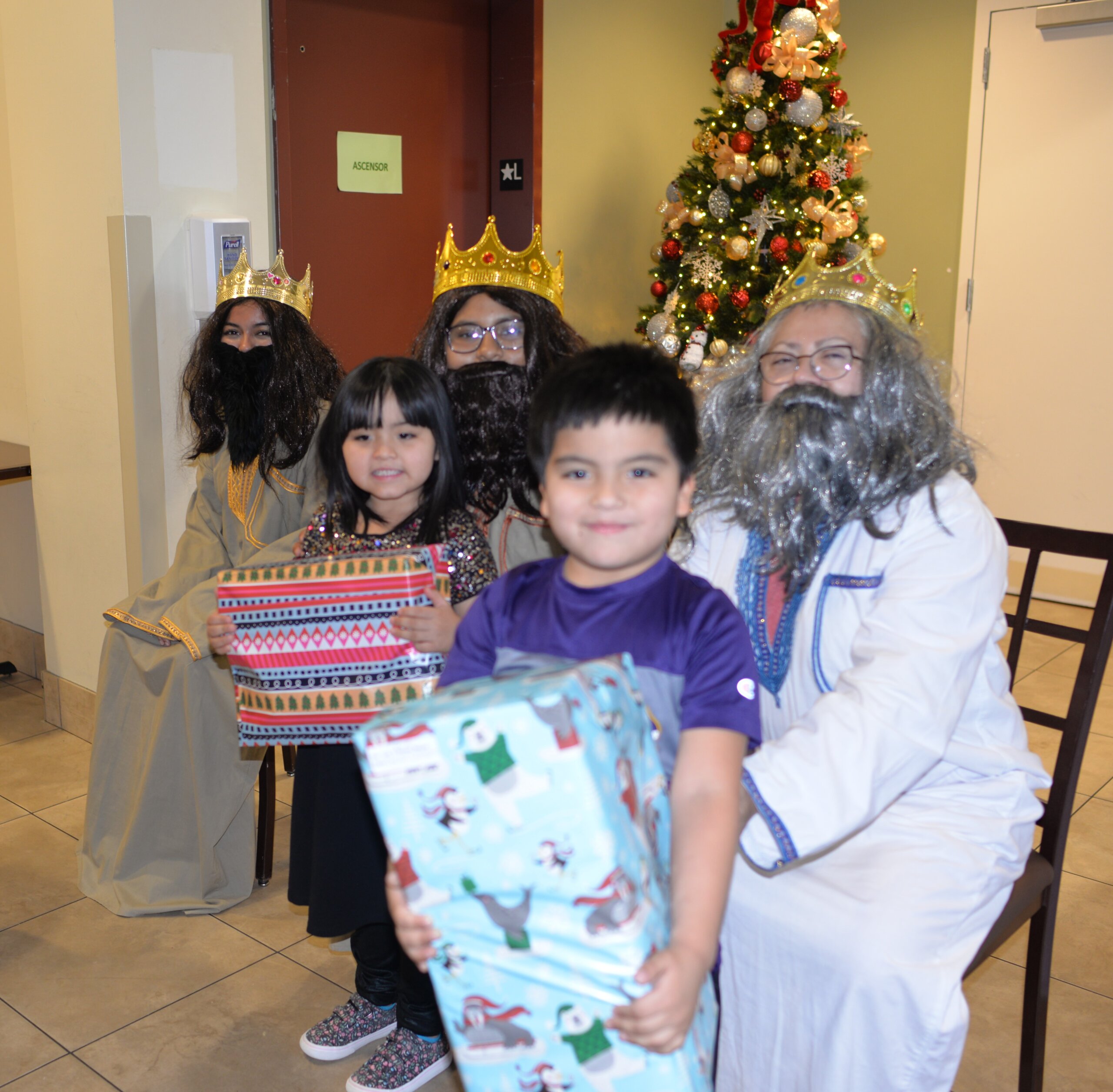 Celebración de los Reyes Magos en Círculo de la Hispanidad