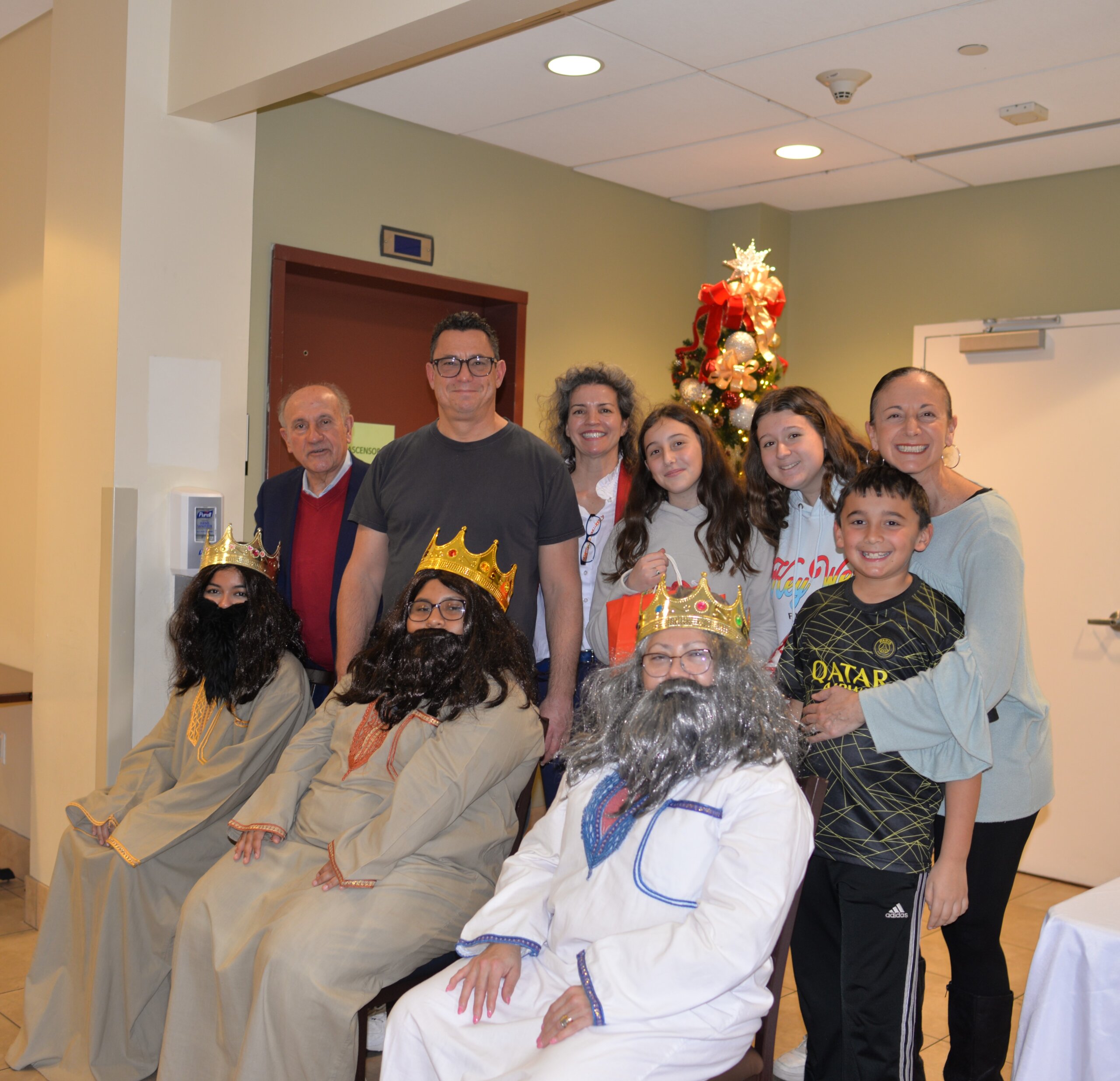 Celebración de los Reyes Magos en Círculo de la Hispanidad