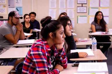 Casi se duplican los delitos de odio denunciados en escuelas de EEUU