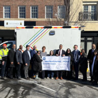 La subvención de $500,000 de National Grid Foundation mantiene seguros y cálidos a los habitantes de Long Island