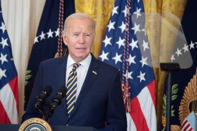 La campaña de Biden alerta sobre los planes de Trump para prohibir el aborto en todo EEUU