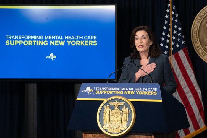 Iniciativa de $102 Millones de la Gobernadora Hochul para mejorar la atención de las enfermedades mentales en Nueva York